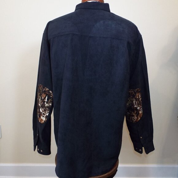 Clearwater Outfitters Long Sleeve Button Down - Picture 3 of 9